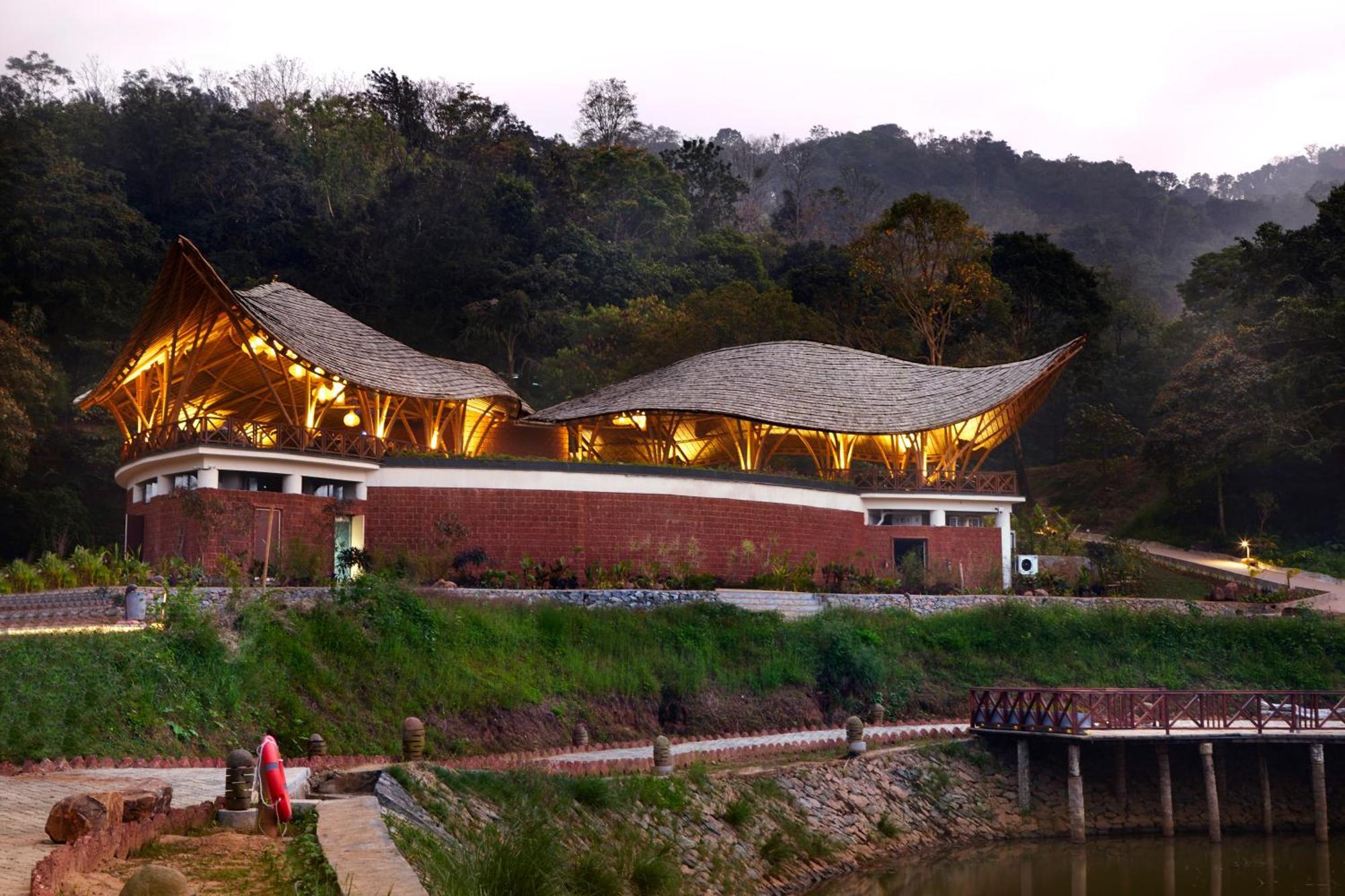 Timbertales Luxury Resort Coorg Madikeri Kültér fotó